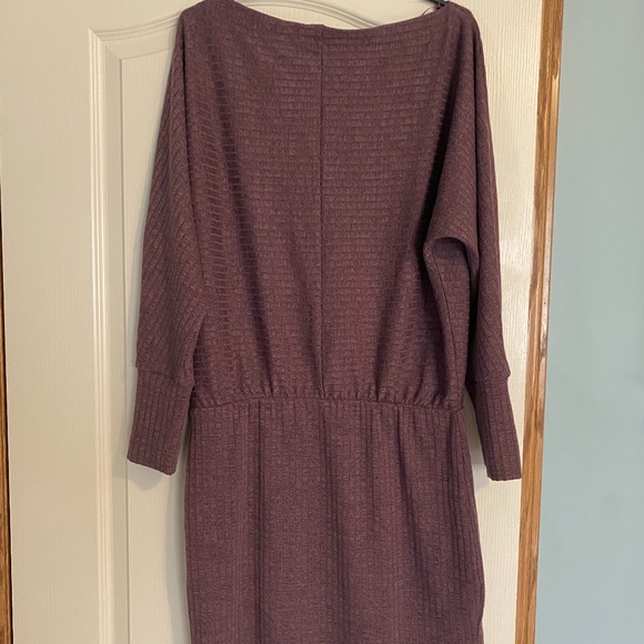Dynamite Dress New With Tags Size Large - Picture 3 of 4